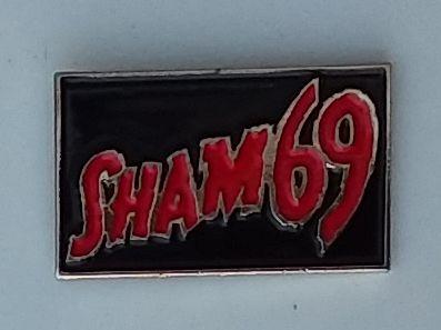SHAM 69 ENAMEL BADGE